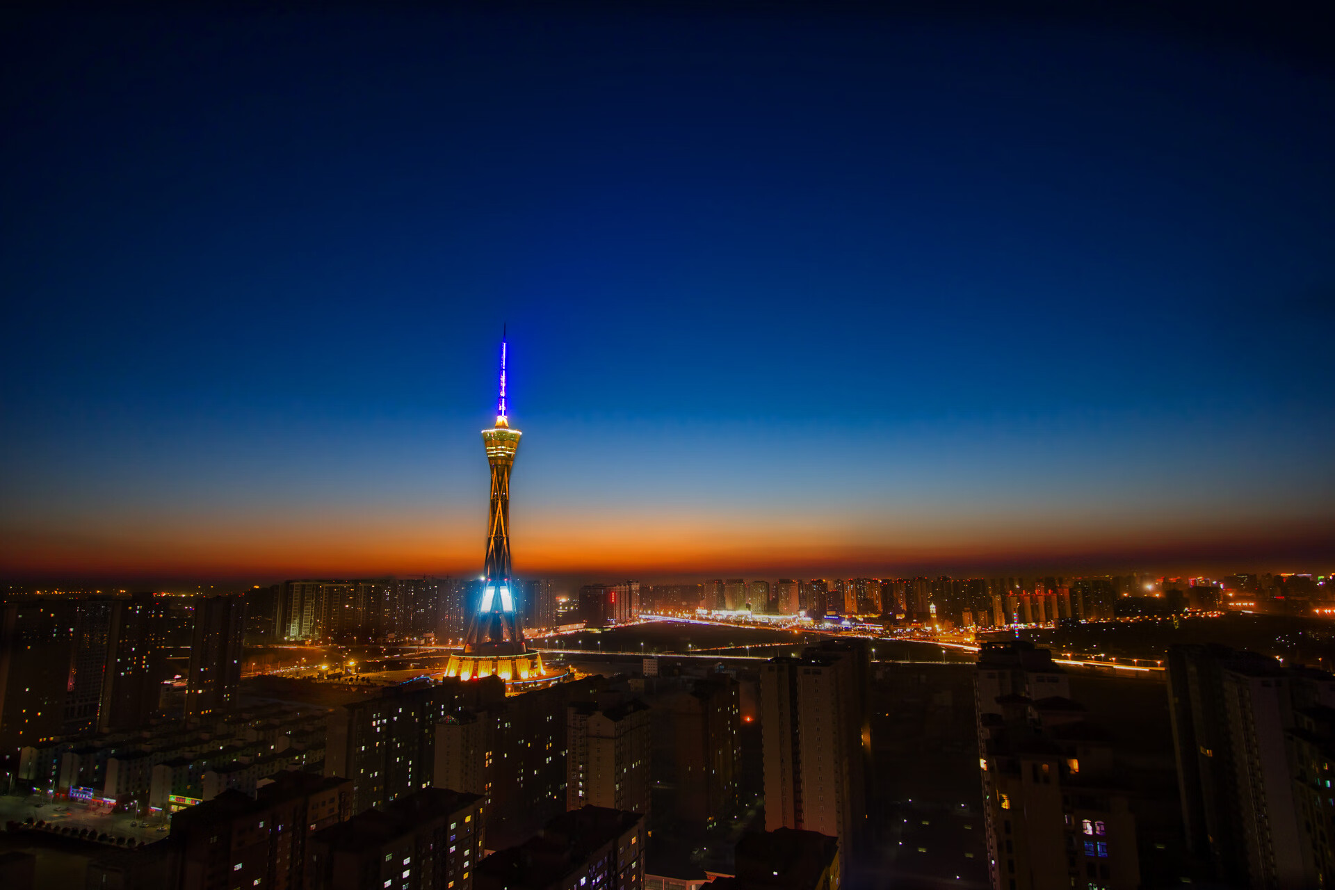 绝境浓眉斩断心魔，雄鹿昂首晋级下一轮