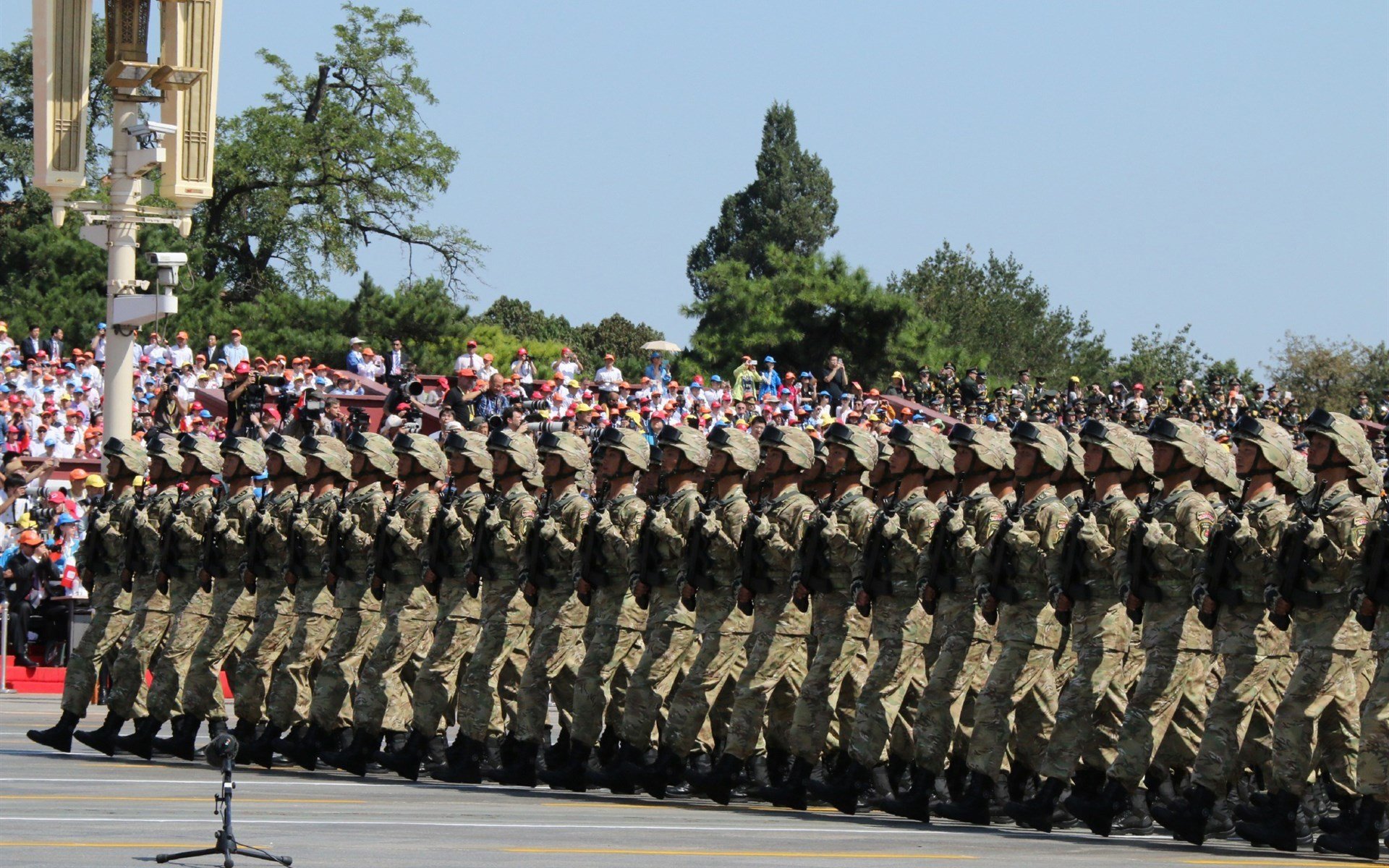 阴影下的麦迪时刻,保罗冷静一投让猛龙逆袭吉林
