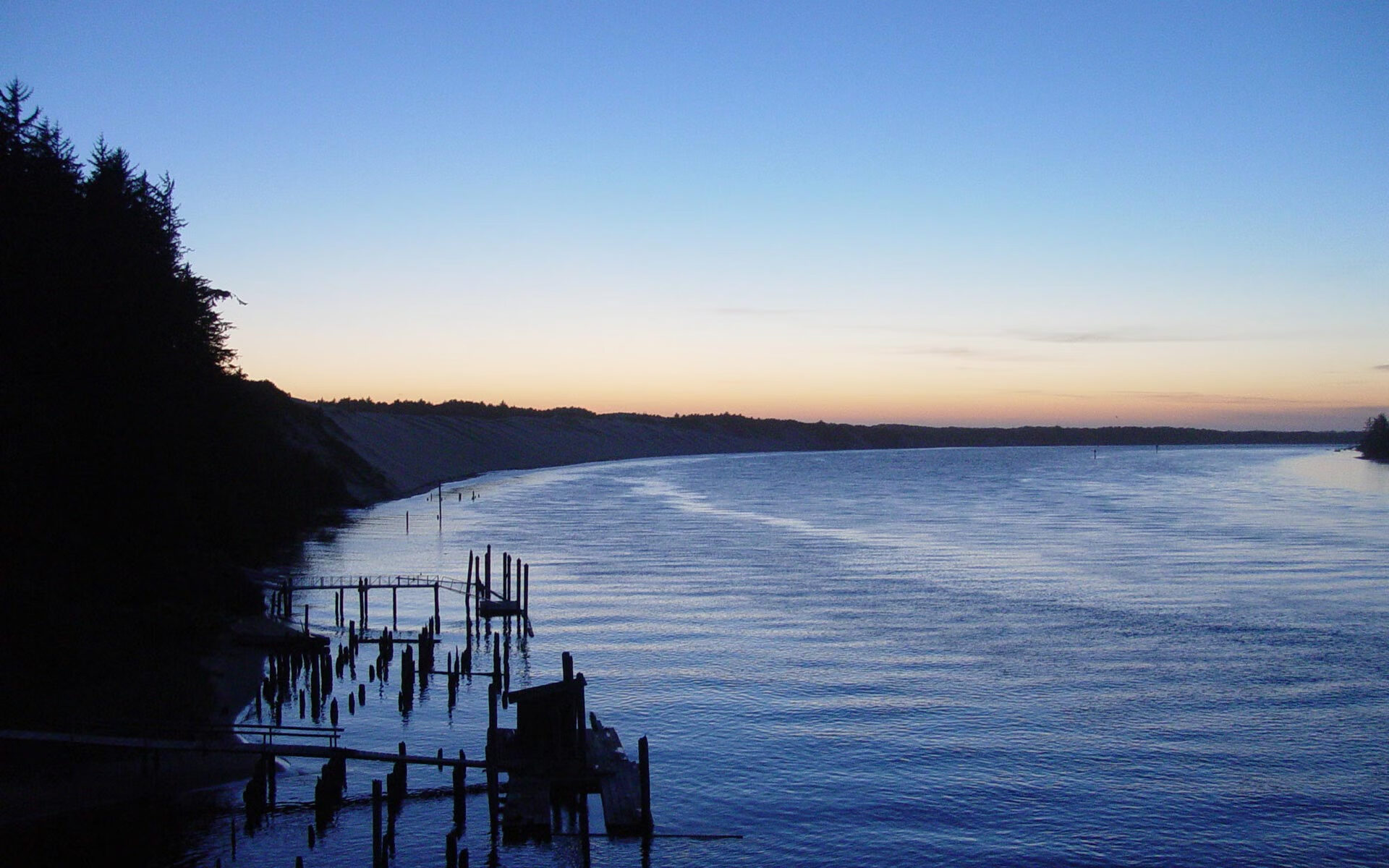 开云体育中国-两座城市，同一个不眠夜，骑士绝境逢生，克莱一脚定乾坤